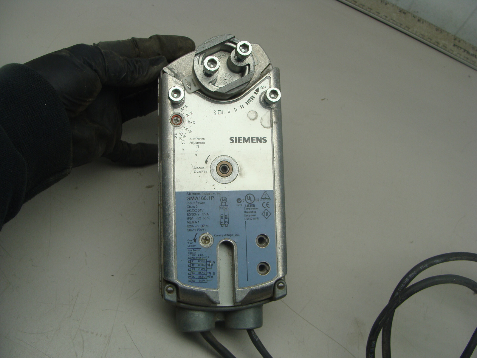 SIEMENS OPEN AIR ACTUATOR GMA166.1P 24VAC/DC 5VA 985GMA166P