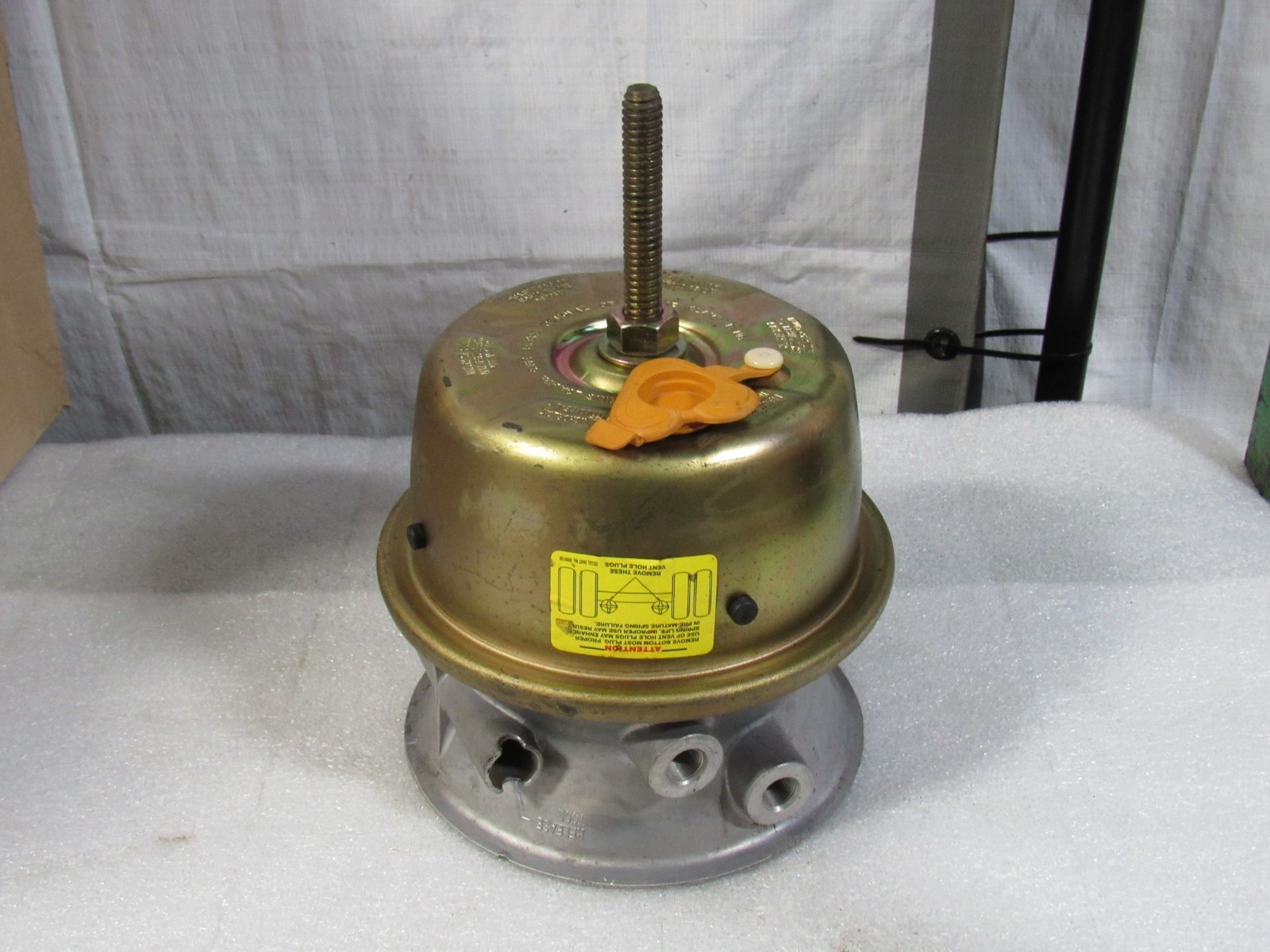 Anchorlok 1128M001-2 Brake Chamber 3636