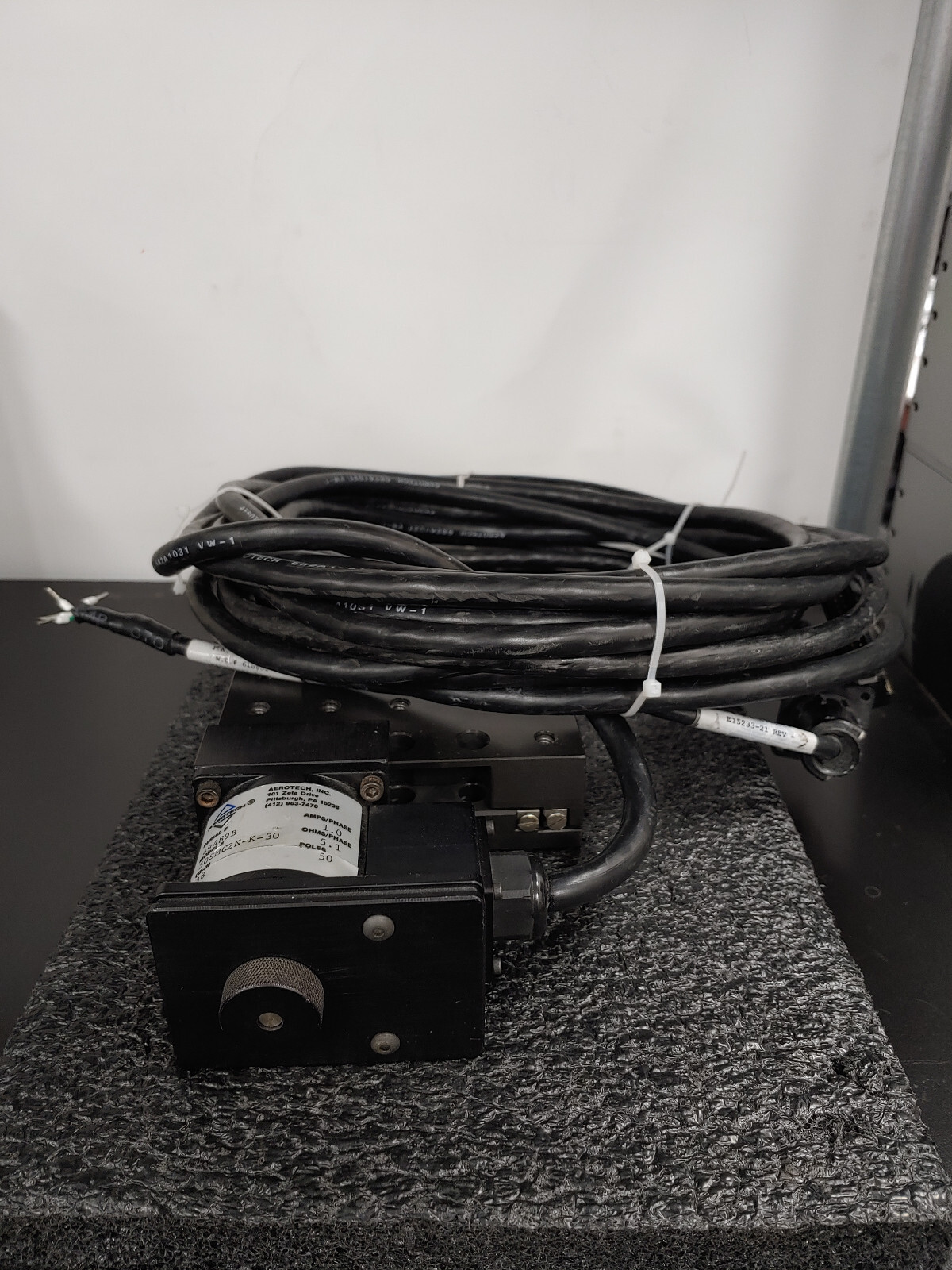 AEROTECH ACCUDEX ATS302 Linear Stage with 50SMC2N-K-30 Motor