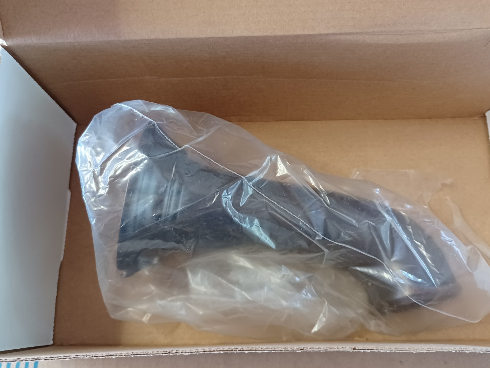 NEW Moen 3858ORB Tub filler 1/2 Slip Fit Non-Diverting TS ORB Accessories B243