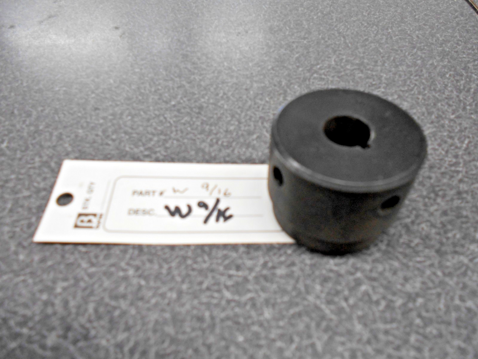 Weld-On Hub, Series W9/16. Round Bore. Burns/Tisco. NOS!