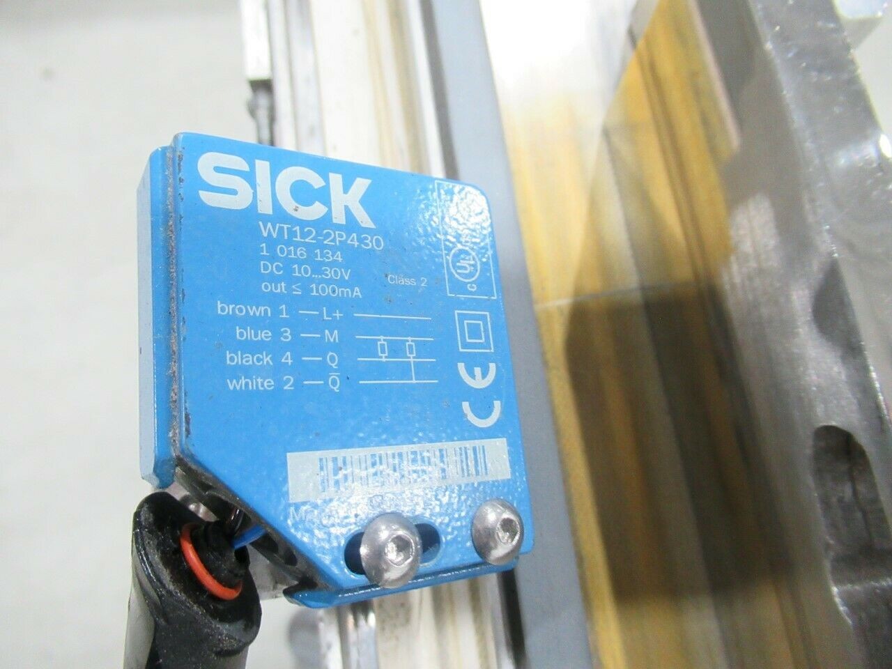 Flat Belt Conveyor Dim 99 1/4L X 3 3/4W  X 34 H Inches