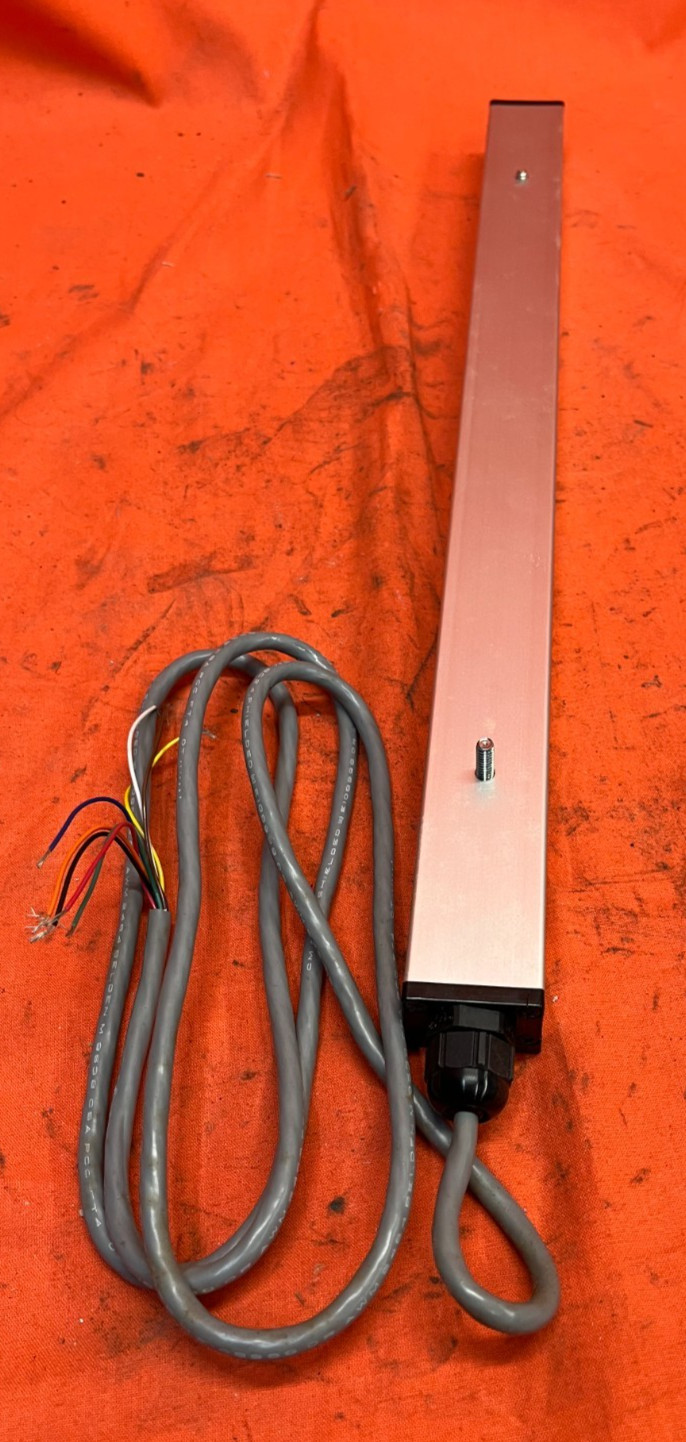 UNBRANDED SEALED INDUSTRIAL LED BAR LIGHT LENGTH: 17-3/16″