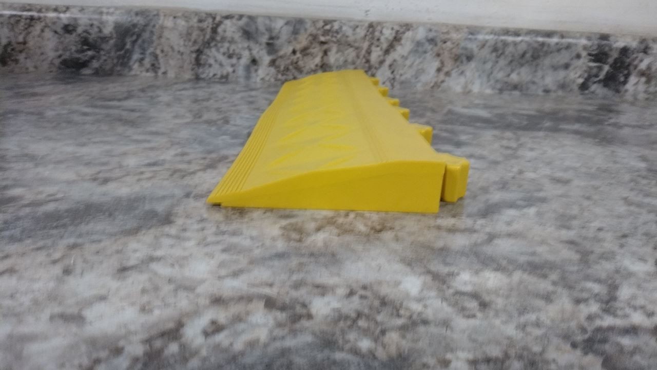 Safe-Flex A4-Y 10 Pk 18 In L 4 In W Yellow PVC Ramp Edge