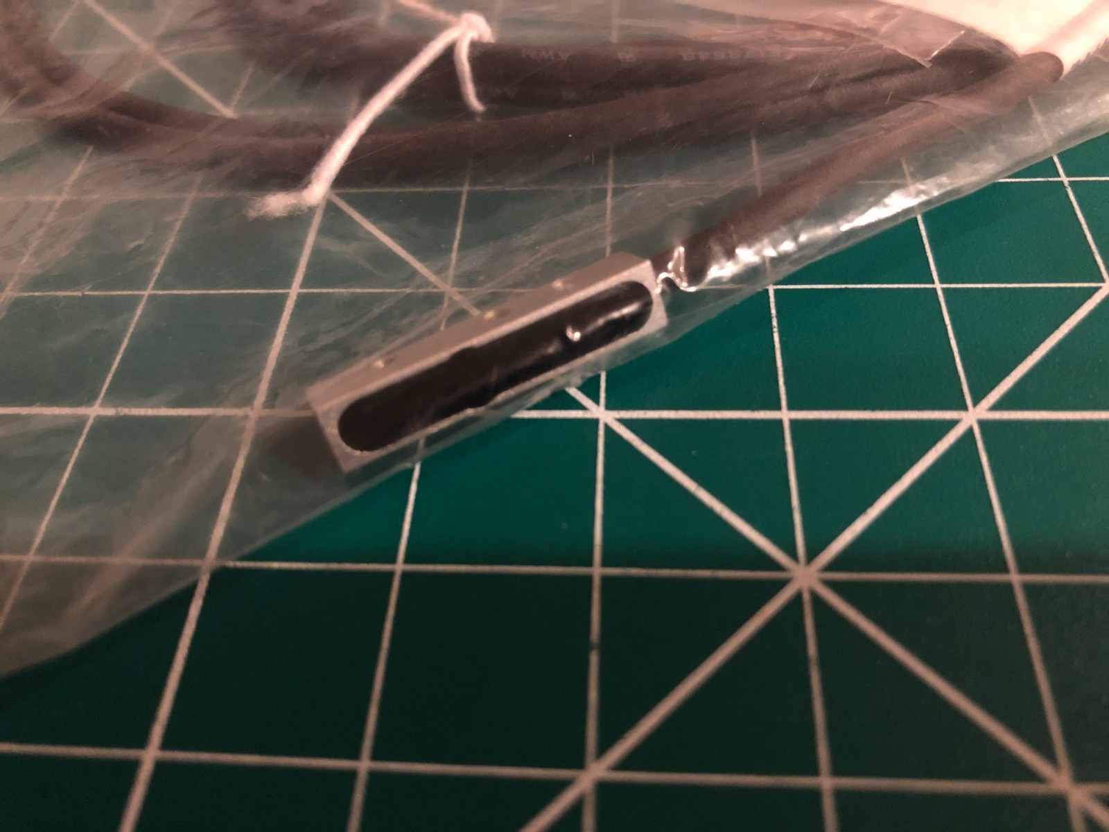 BALLUFF INDUCTIVE SENSOR- ROBOT VISION: BES 516-3040-I02-C-PU-02 (BRAND NEW)