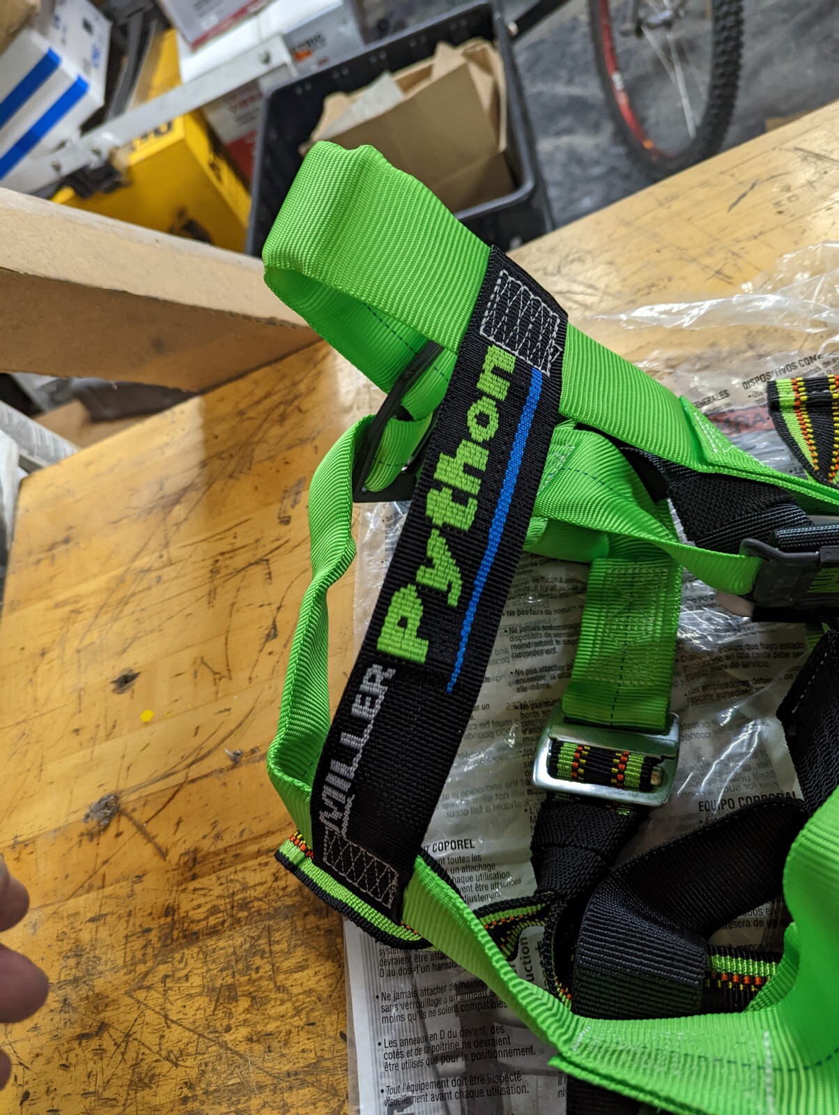 NEW HONEYWELL MILLER, P950/UGN Full Body Harness, Universal, 400 lb, Green