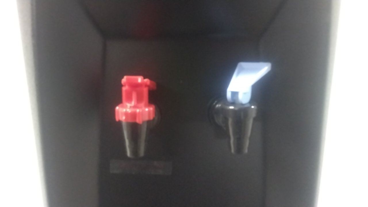 Oasis POUD1SHS 40-1/2 In H 115VAC Black Freestanding Plumbed Water Dispenser