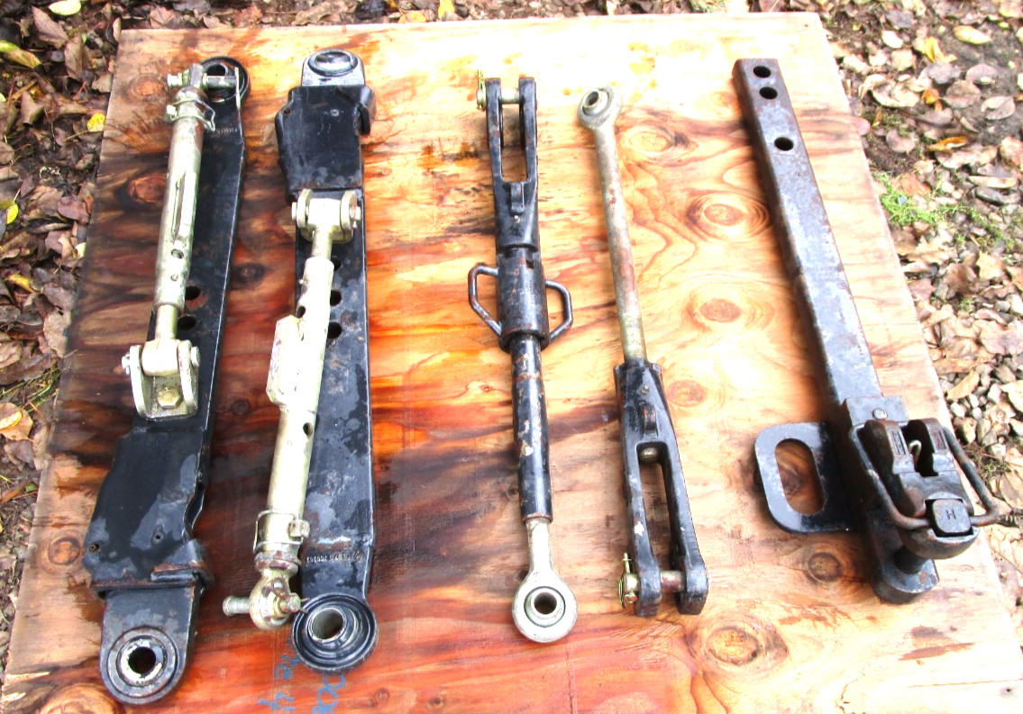 3 Point Lift Arms and Drop Pin Drawbar For Category 3 Tractor 80 -225 HP