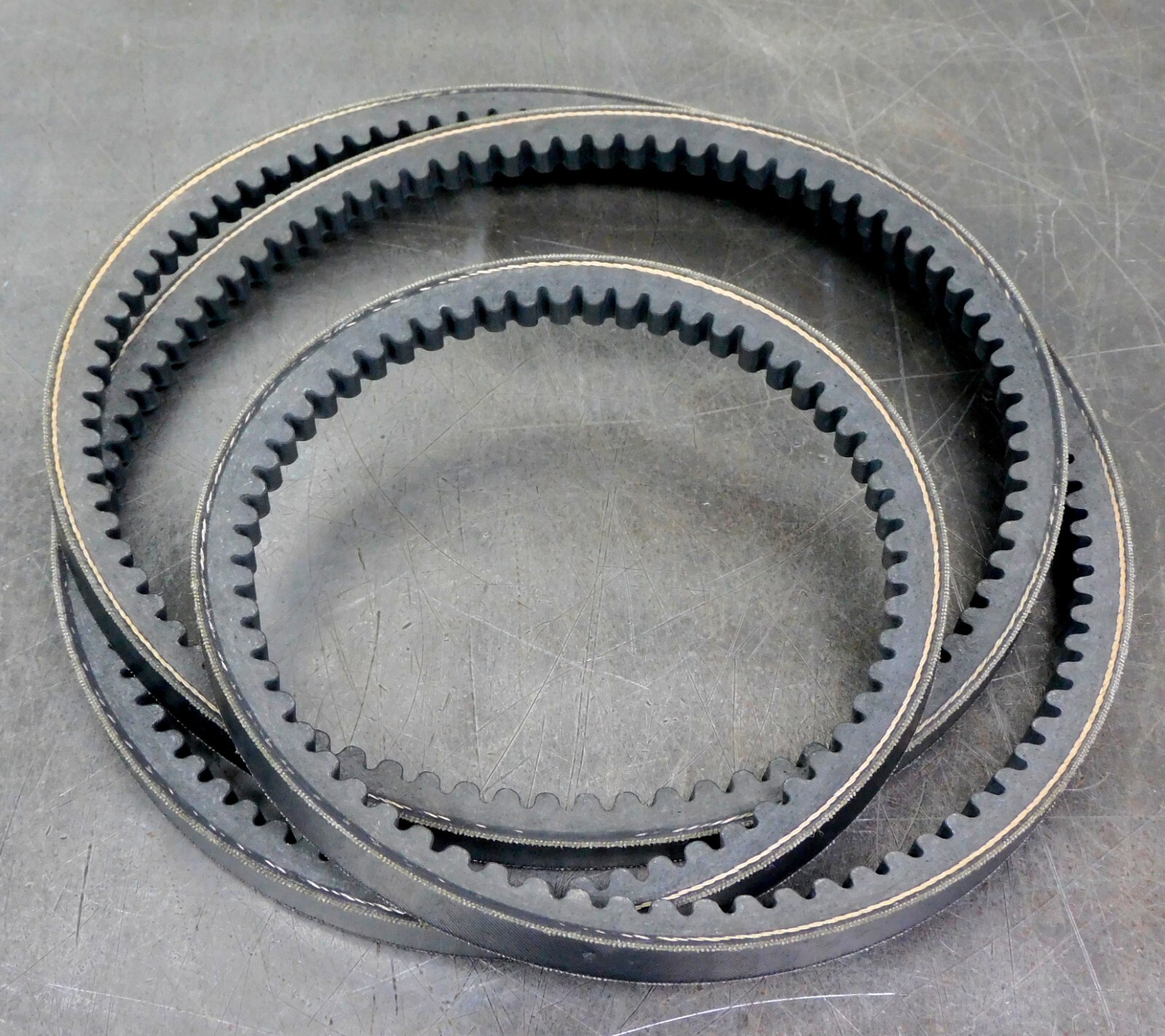 Bando – 5VX-850 Ban/Set Power Ace Cogged Wedge V-Belt Matched Lot of Five (5)