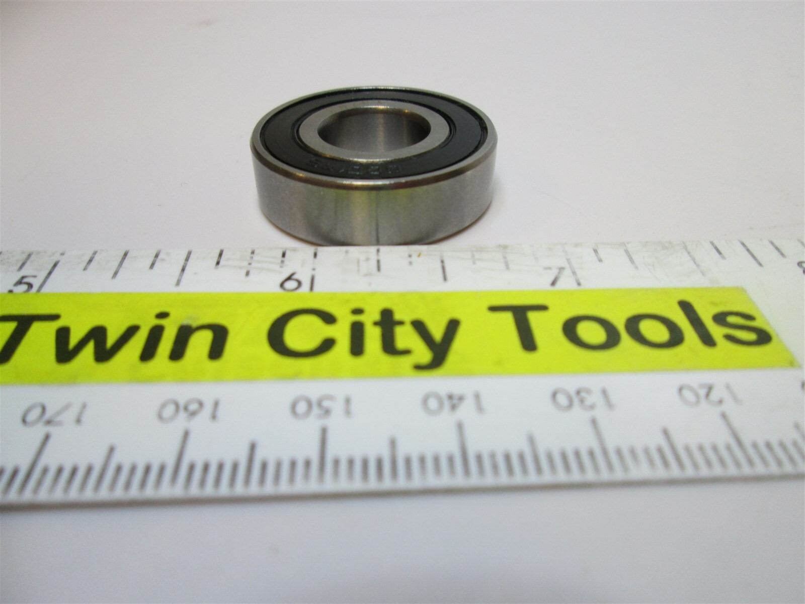 Industry # 6001-2RS Doubled Sealed 12mm Bore Radial Ball Bearing 28mm O.D. New