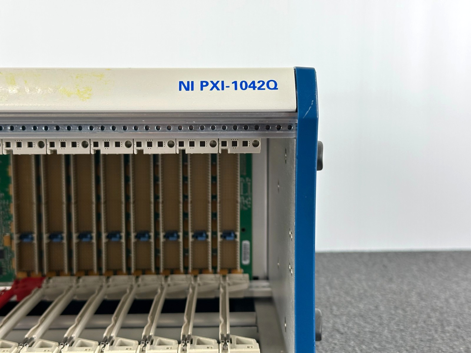 National Instruments NI PXI-1042 8-Slot Universal AC PXI Chassis