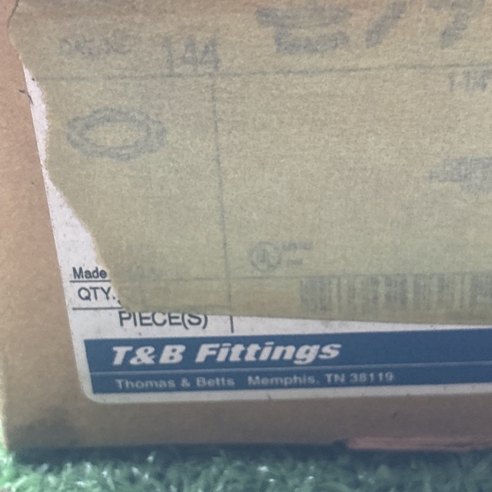 Thomas & Betts 144 1-1/4″ Steel Locknut BOX OF 50