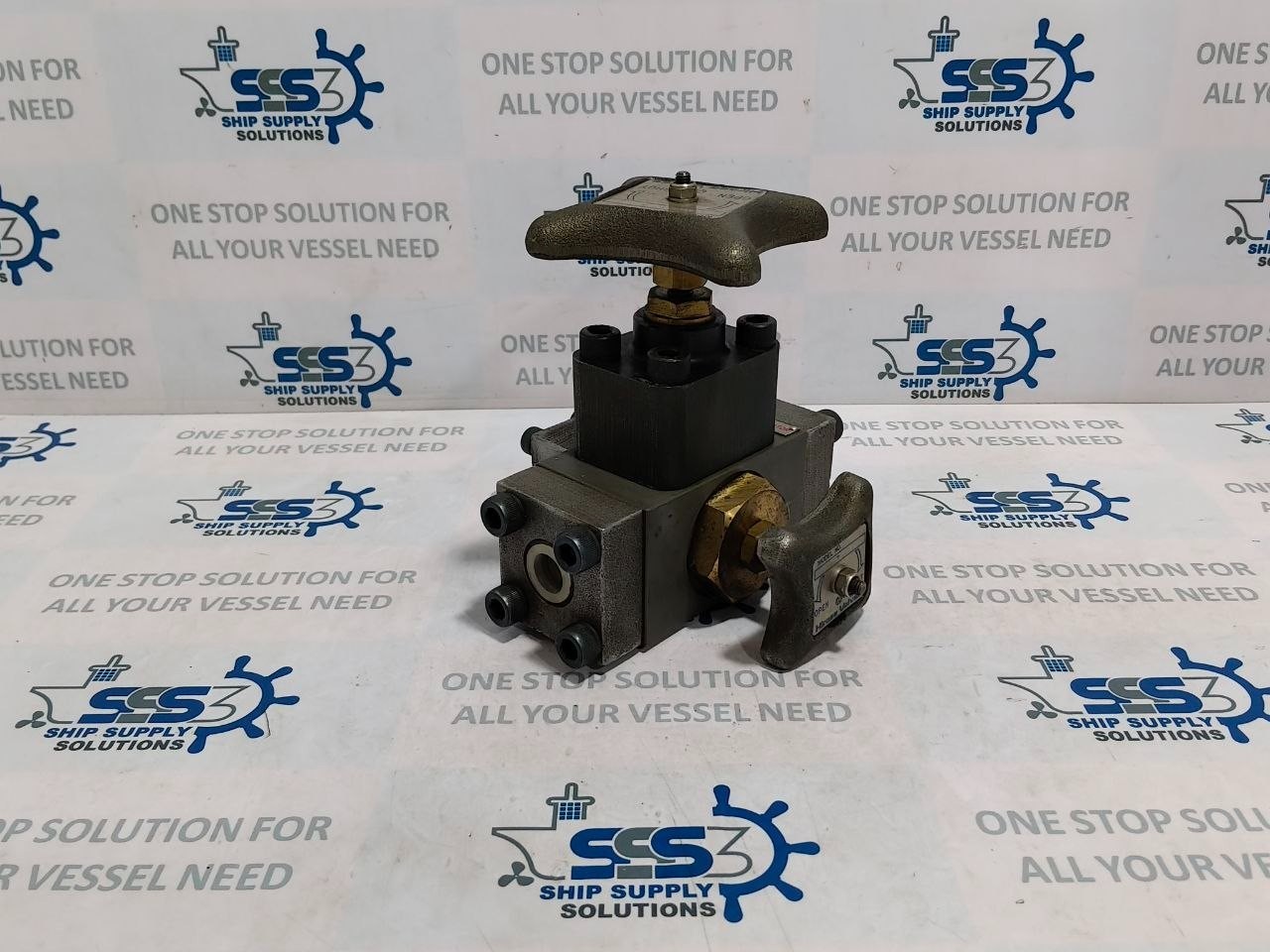 Hirose Valves HF-ACC-K-10X10-23 Hydraulic Valve Manifold Mount W/Handwheel