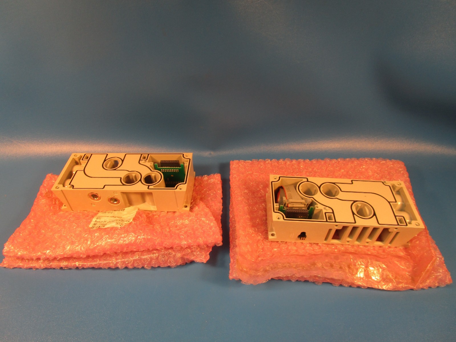LOT OF 2 Numatics 256-877, Double ZR, Casing Manifold