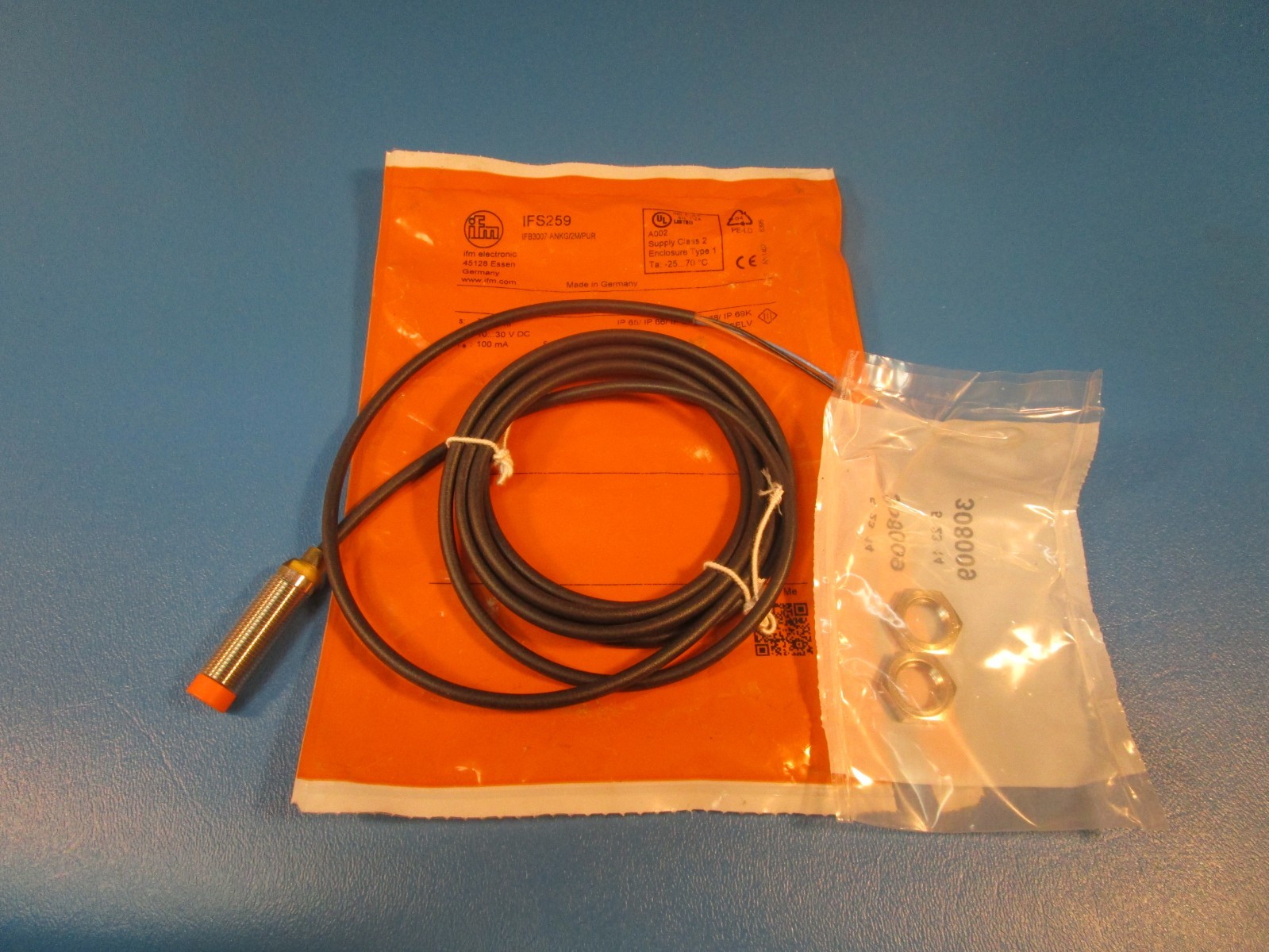 IFM Efector IFS259, Inductive Proximity Sensor 0.276″ (7mm), Threaded – M12