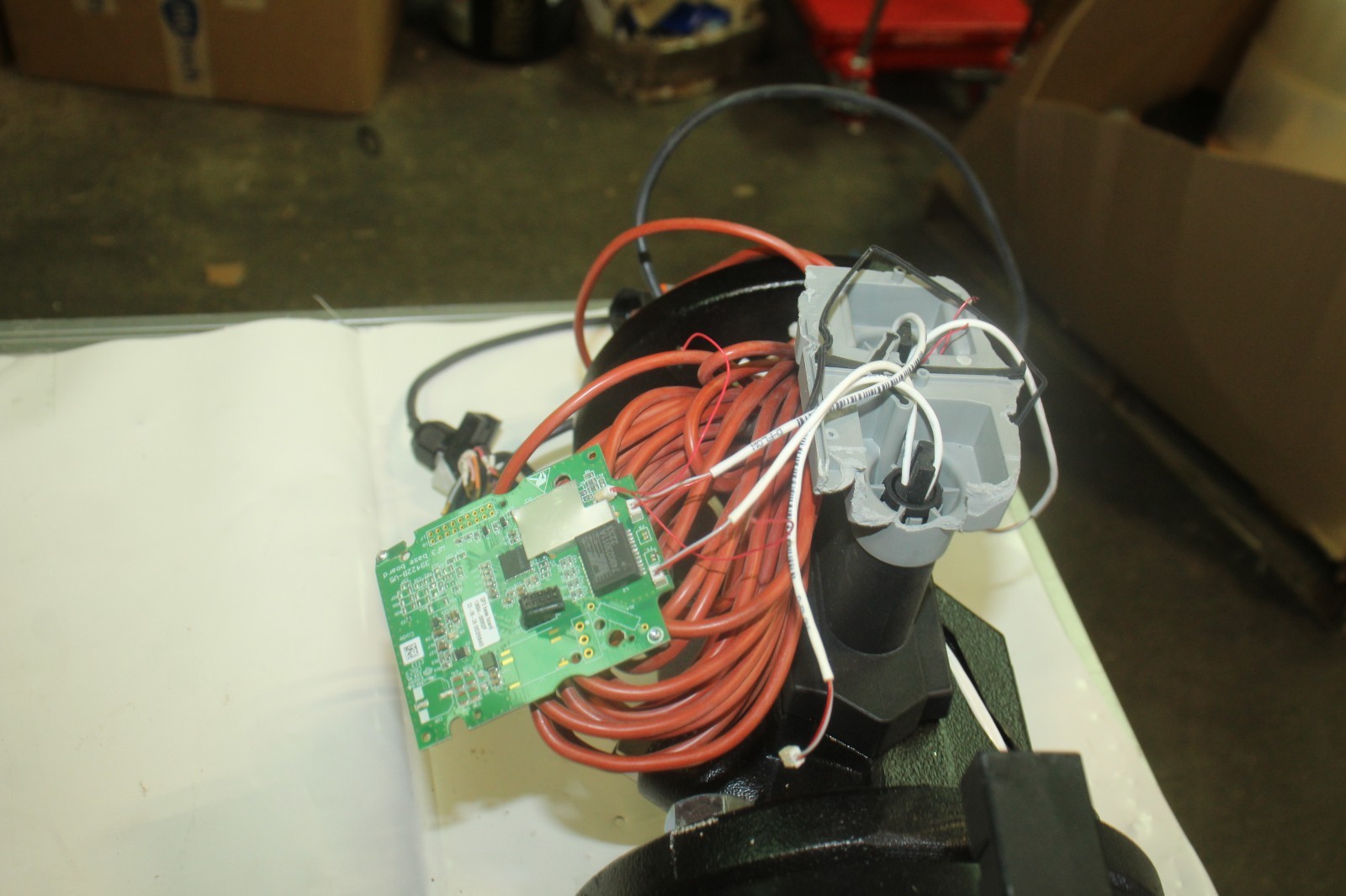 Belimo EV300SU-180 Valve w/ Actuators AKRX24 AKMA0 DAMAGED
