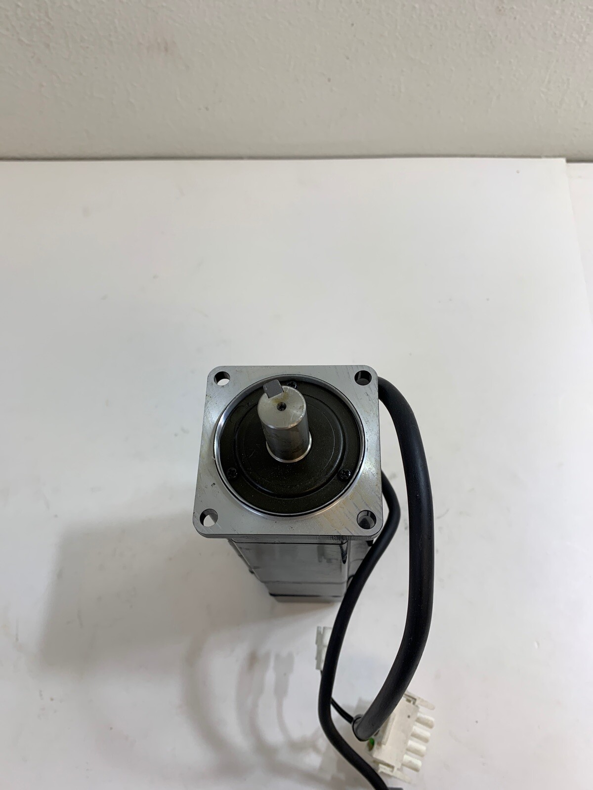 Yaskawa SGMAH-04A1A4C AC Servo Motor 200V 3000RPM *Warranty~Fast Shipping*