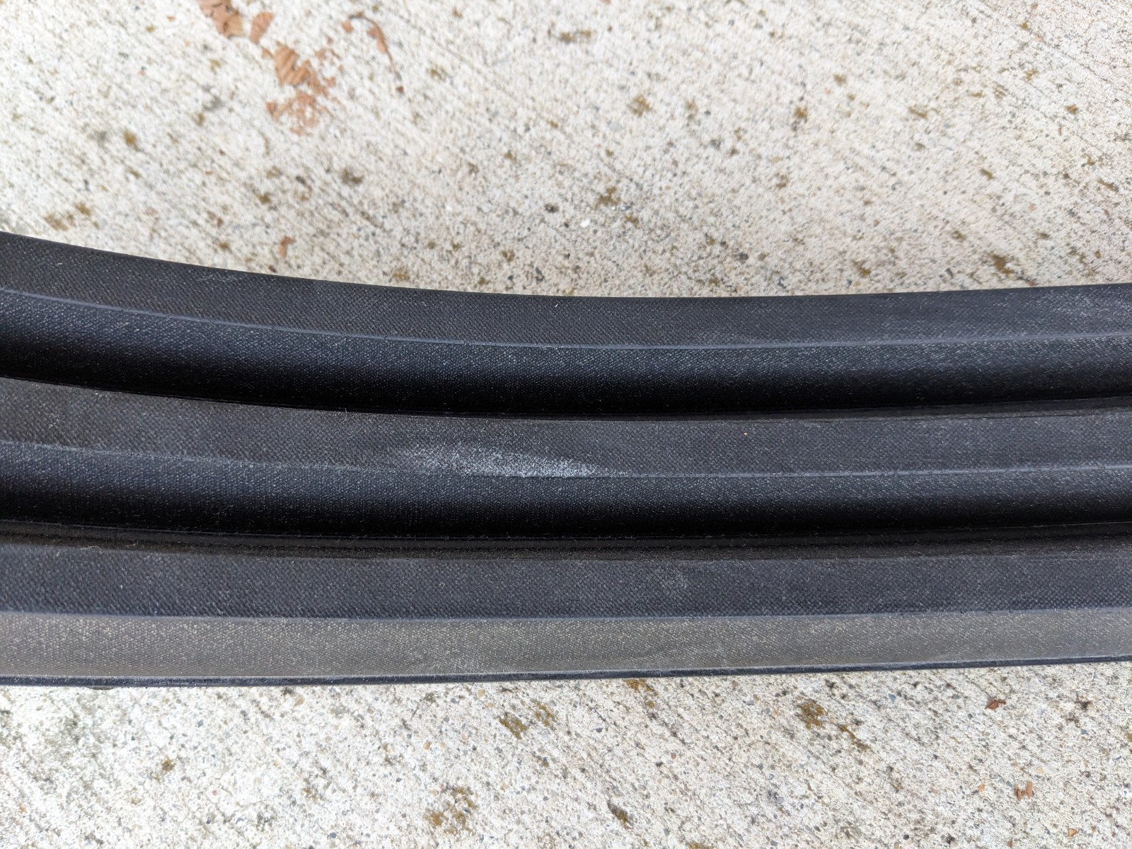 NEW 3/8V1800-Goodyear Narrow Wrapped Banded V Belt, 8V Profile, 3 Ribs, 180″