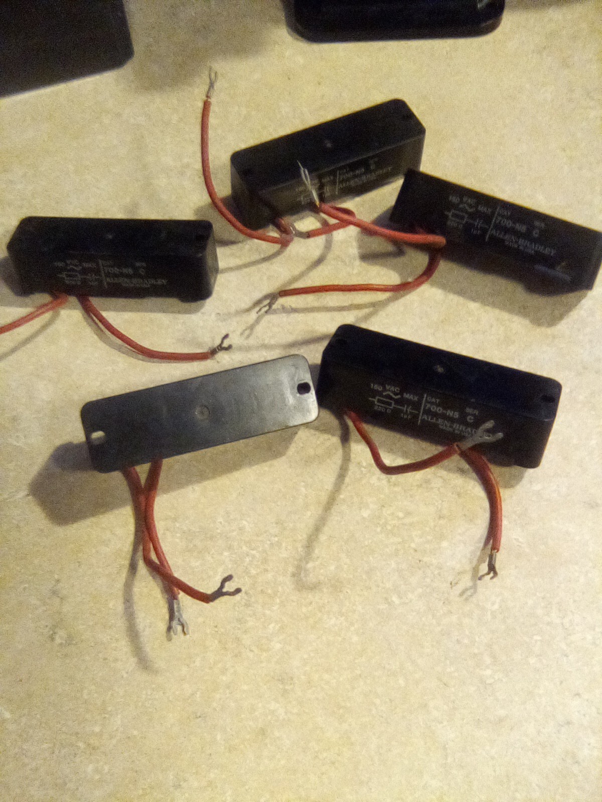 Lot Of 5 Allen Bradley 700-N5 Series C Surge Suppressor