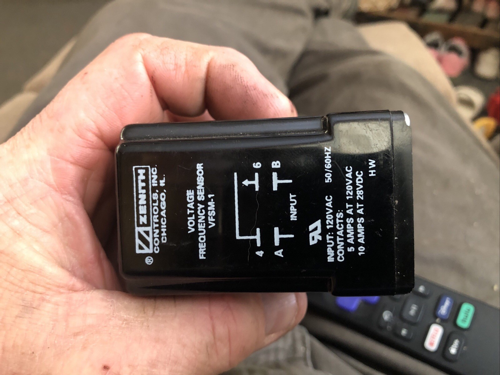 ZENITH CONTROLS VOLTAGE FREQUENCY SENSOR VFSM-1 120VAC 10AMPS 50/60HZ