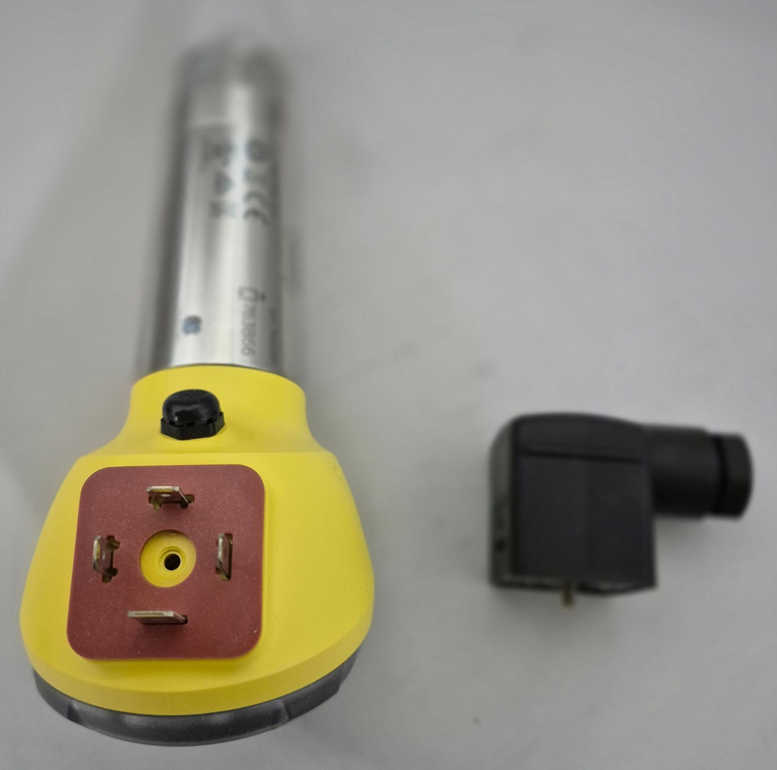 VEGA VEGABAR 38 Pressure Sensor – PP-225 8RS 229