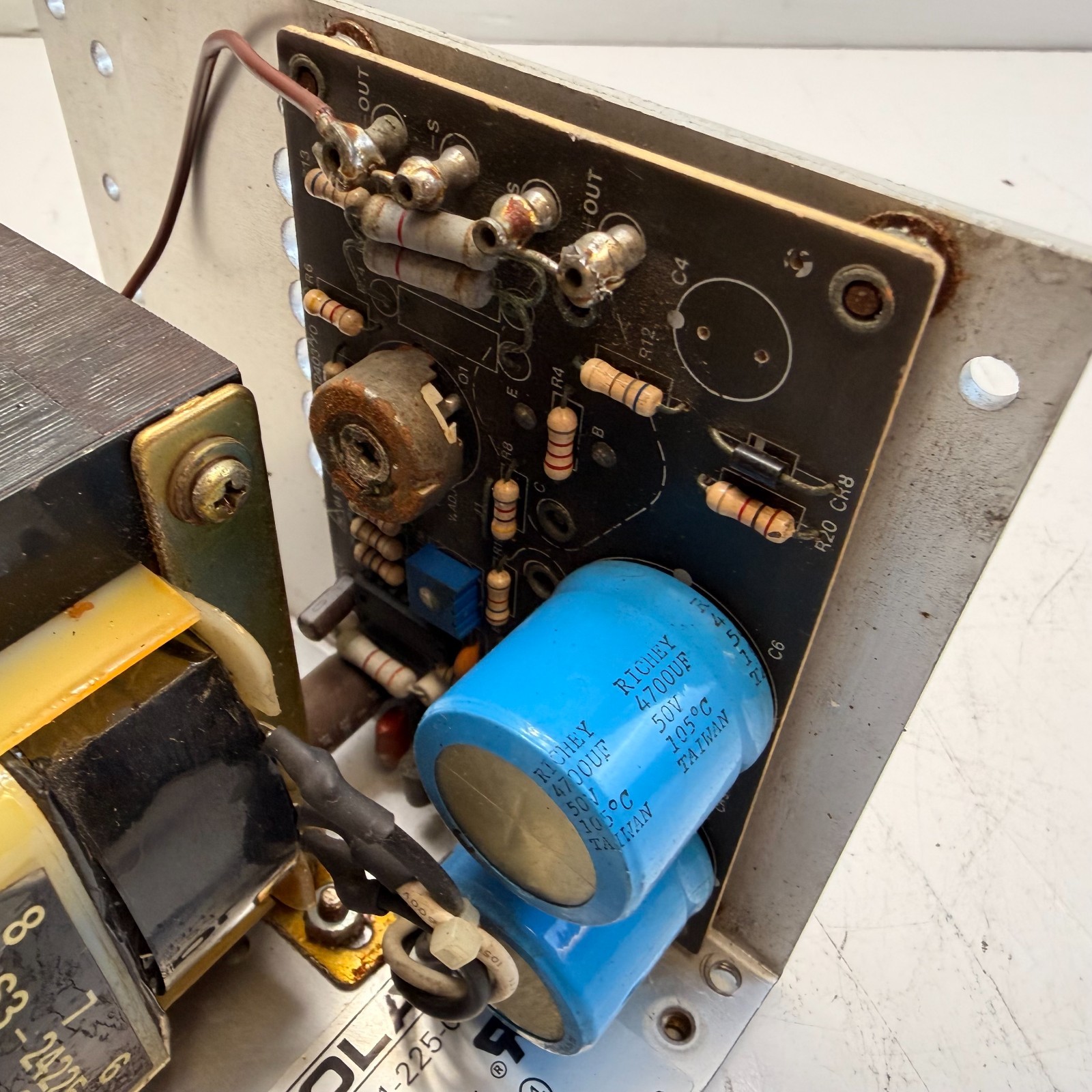 SGS SOLA 83-24-225-03 Power Supply 2.5A 24 VDC