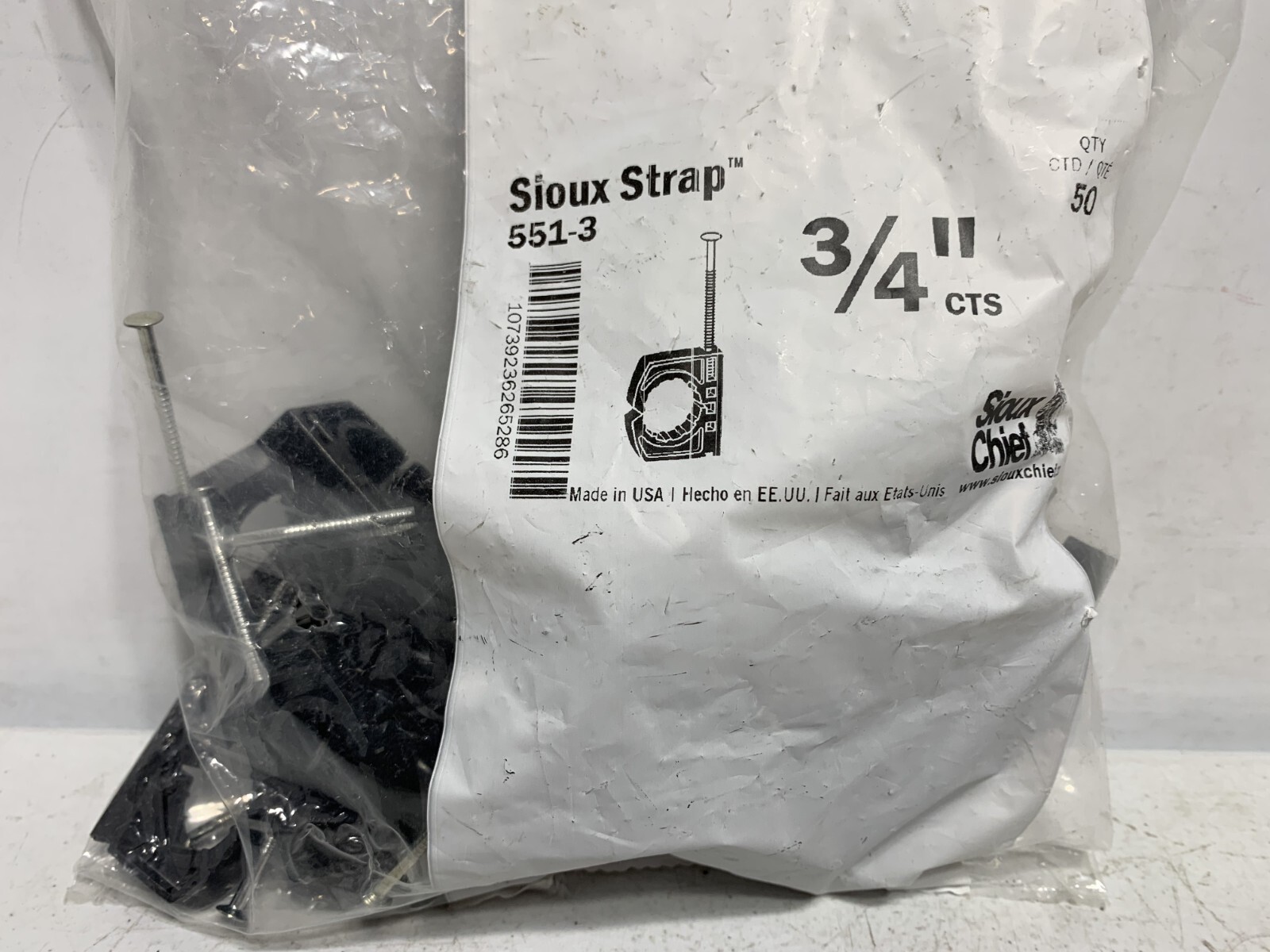 Sioux Chief 551-3 551 Series Polyethylene Full Clamp Tube Hanger with Nail 3/4