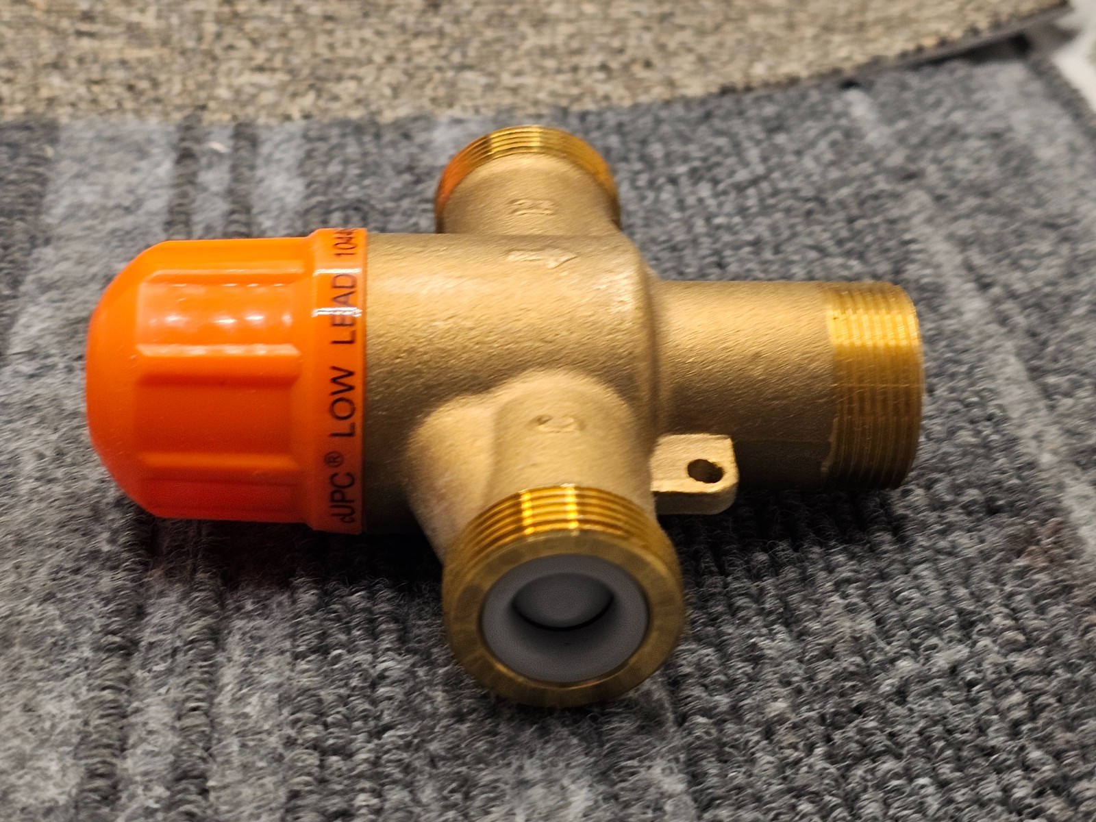 Moen 104464 3-Port Thermostatic Mixing Valve 1/2″ Crimp Ring PEX 12gpm 20-125psi