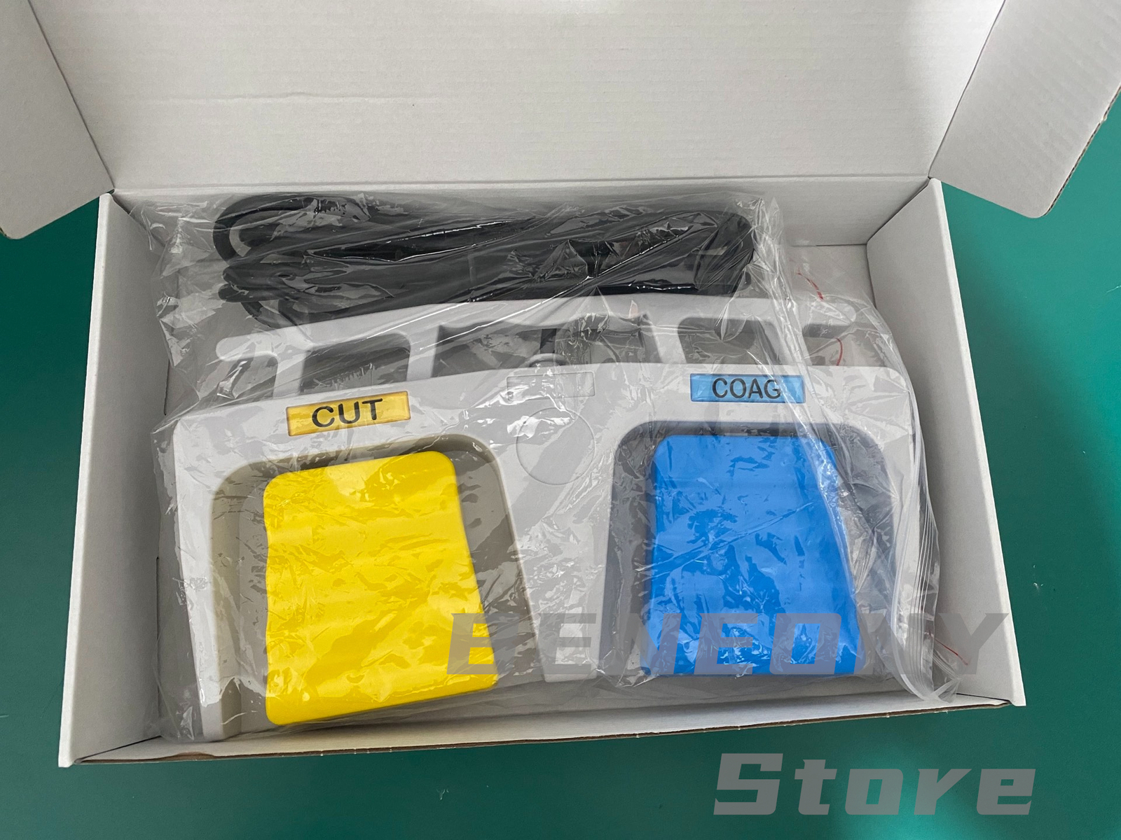 1pcs Brand New foot switch UES-40 MAJ-1258 Overnight shipping