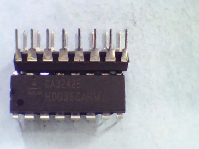 INTERSIL CA3242E Qty of 6 per Lot INTERSIL CA3242E