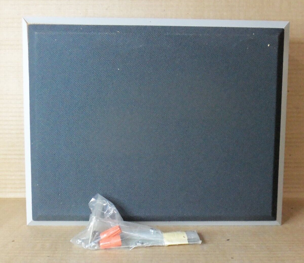 NEW SIMPLEX 5120-9451 GRAY SPEAKER BAFFLE 0688196 AK