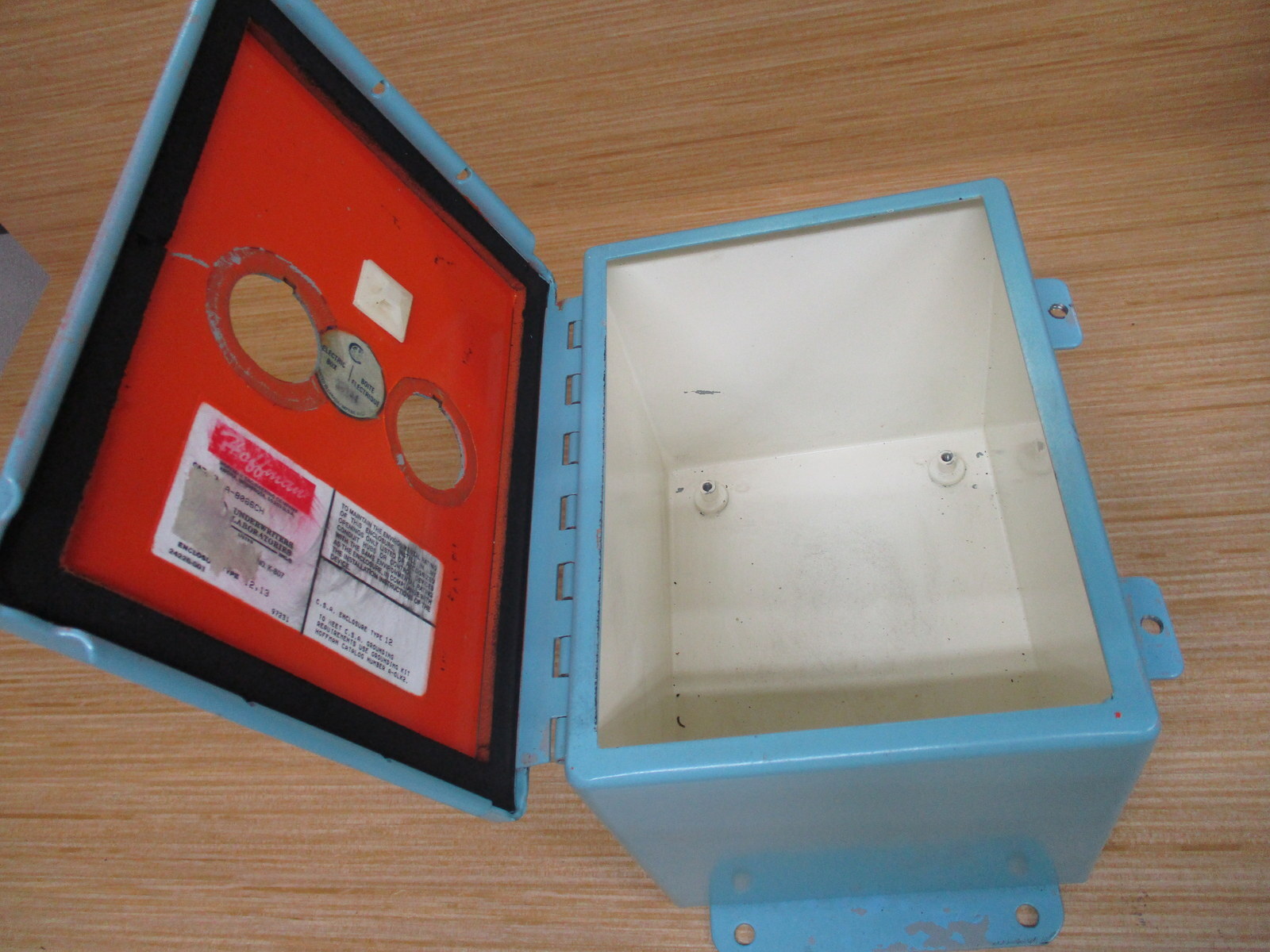 Hoffman A-8066CH Enclosure Jic Box A8066CH Blue, (2) 30.5mm Holes