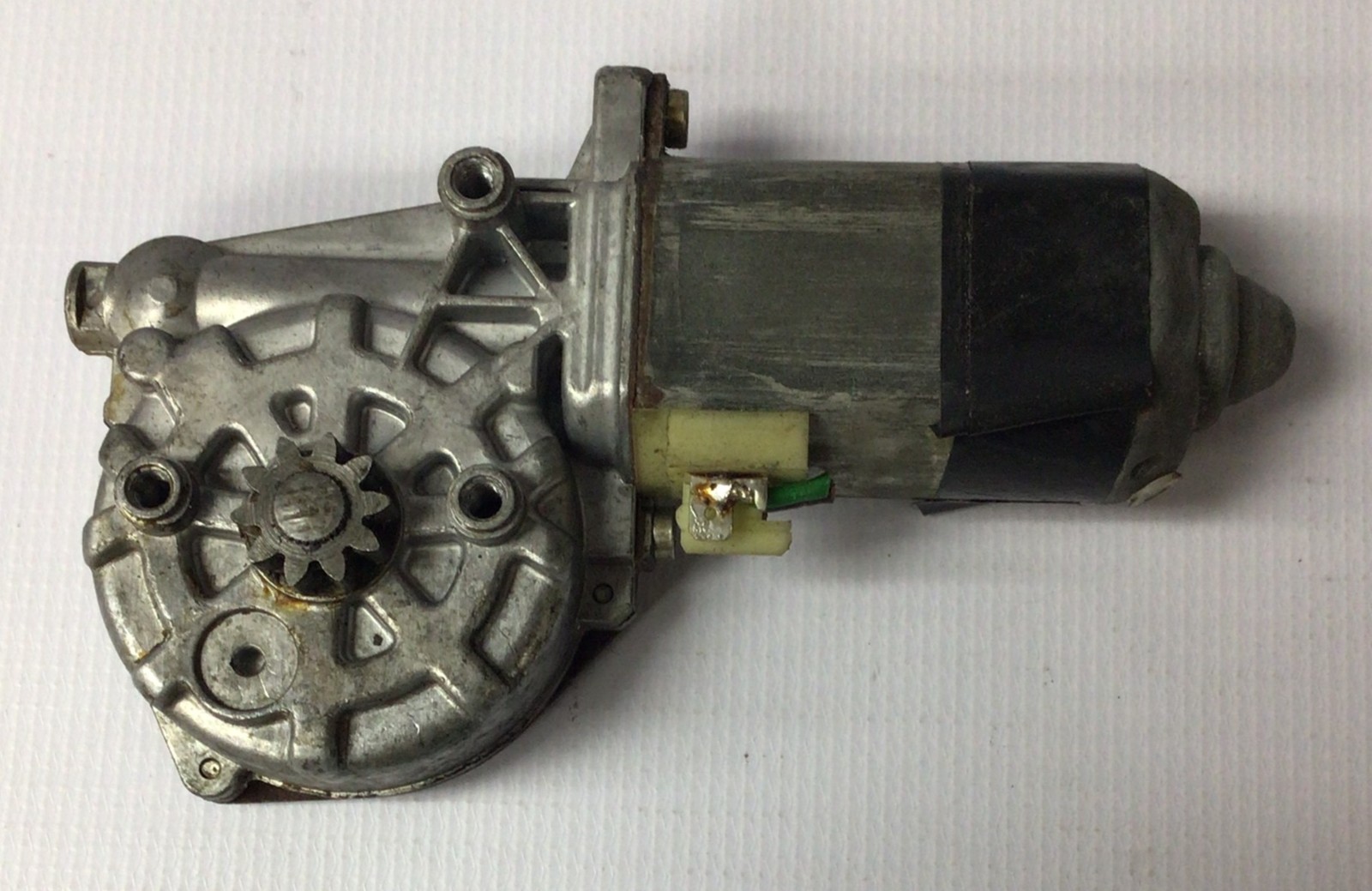 Mercedes Benz Power Window Motor 0130 821 037 OE Replacement