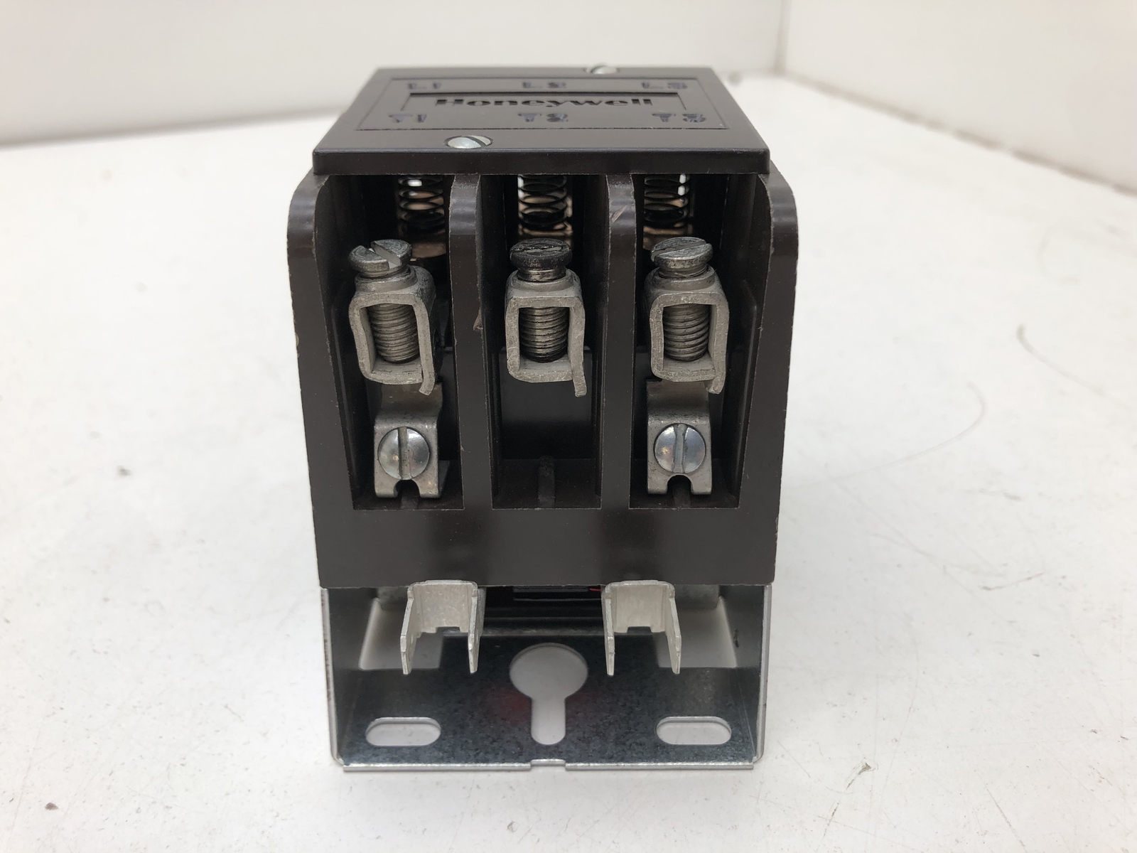 HONEYWELL R8214 G 1140 3-POLE CONTACTOR