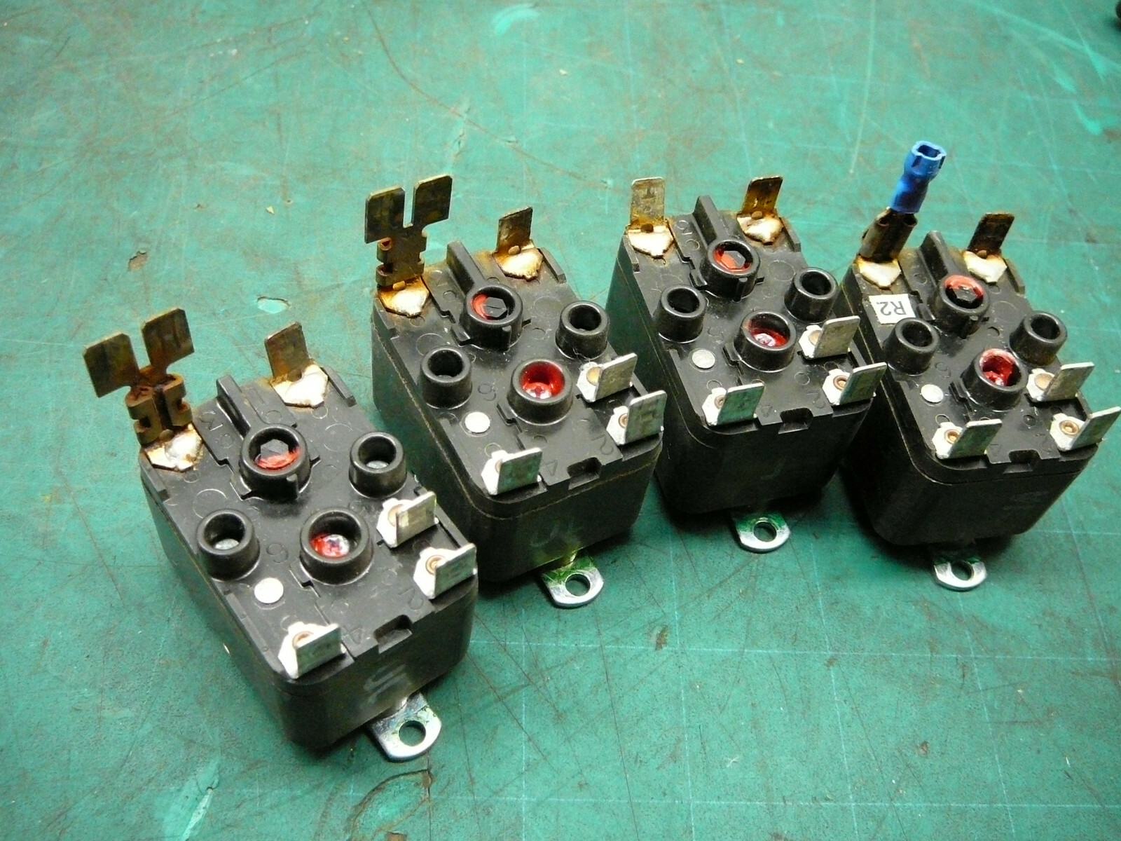 LOT OF 4 WHITE-RODGERS/RBM RELAYS 184-50203-301 AC ONLY 3A 277V 120V COIL
