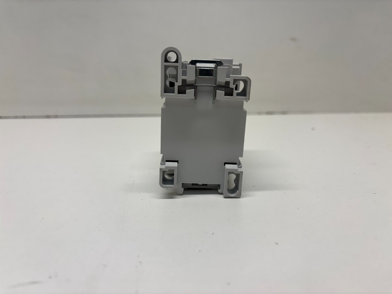 NEW OLD STOCK! AUTOMATIONDIRECT 110V-120V CONTACTOR GH15BN-3-01A