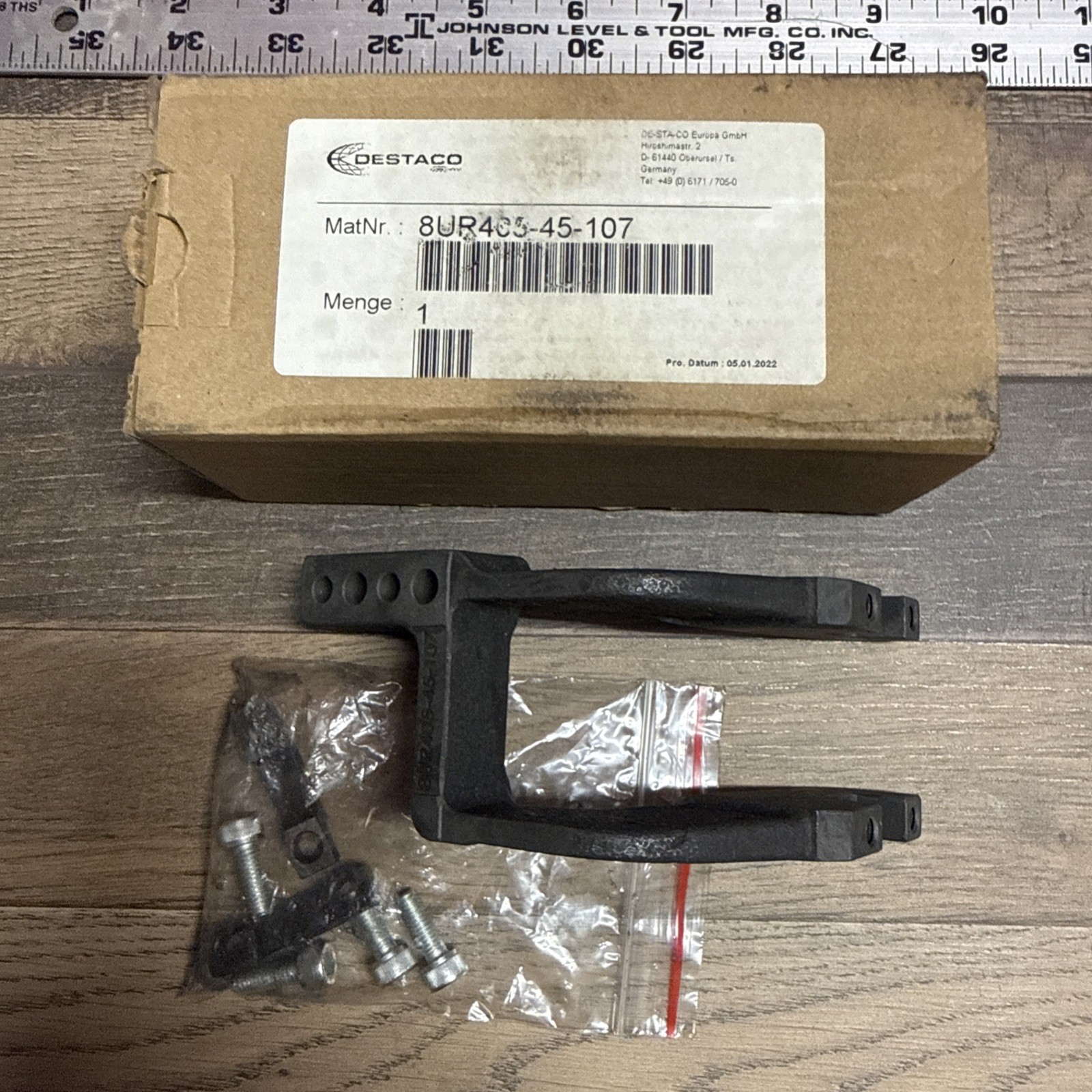 DES 8UR405-45-107 (Destaco Clamp)
