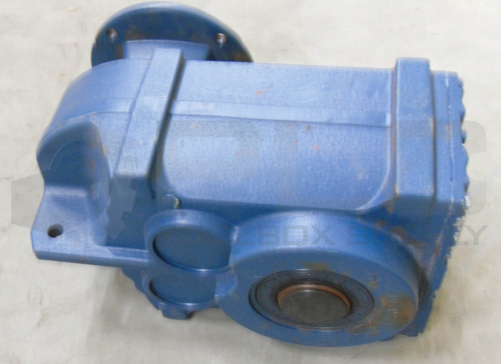 NEW SEW EURODRIVE FA67 AM56 GEAR BOX FST2 87.7445590701.0001.17.50 1750RPM