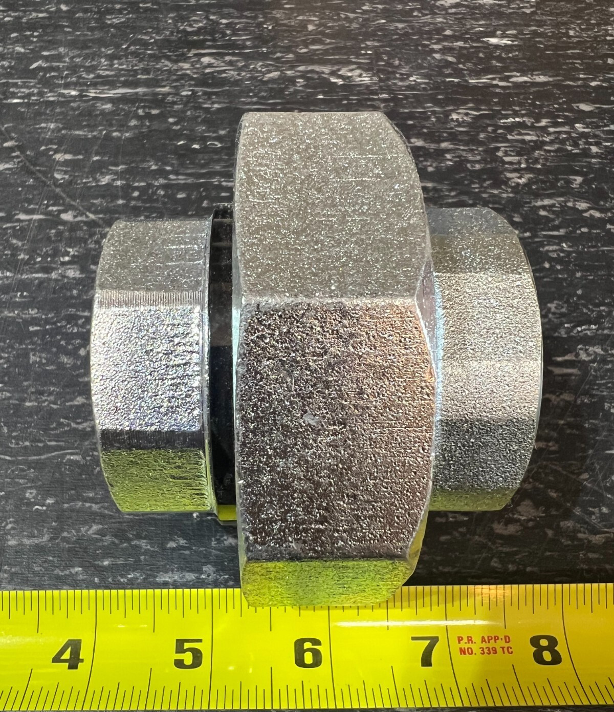 1-1/2″ Watts Dielectric Union Threaded FNPT Connections Zinc Plated Galvanized