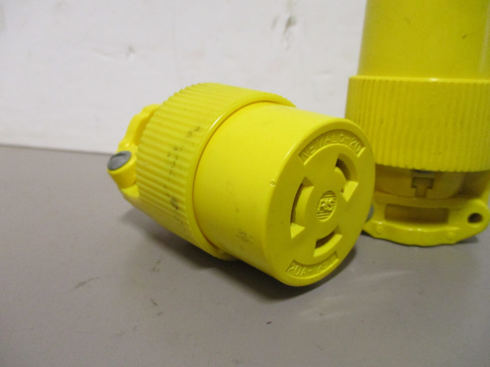 x2 P&S Twist-Lock Cord Plug End Female 20A 125V 2-Pole 3-Wire Grounded Yellow