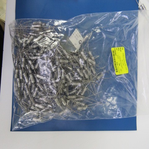 VISHAY/Sprague TE 1100 Qty of 42 per Lot CAP ALUM 50UF 6V AXIAL