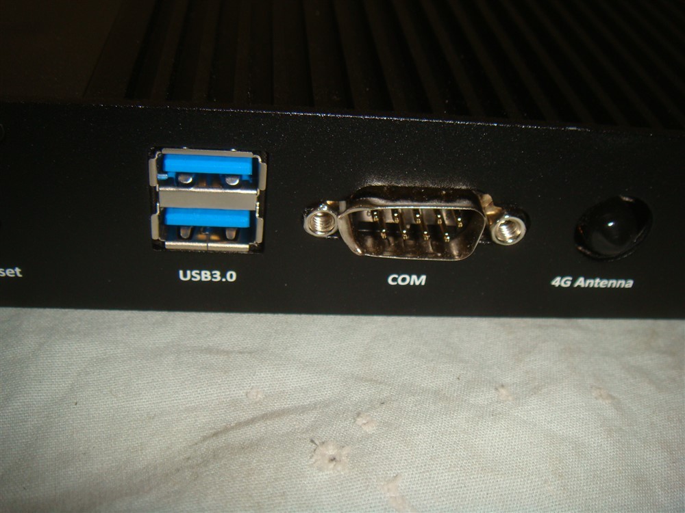 2 QTY STRATACACHE SCALA R1505G DIGITAL SIGNAGE MEDIA PLAYERS – READ!