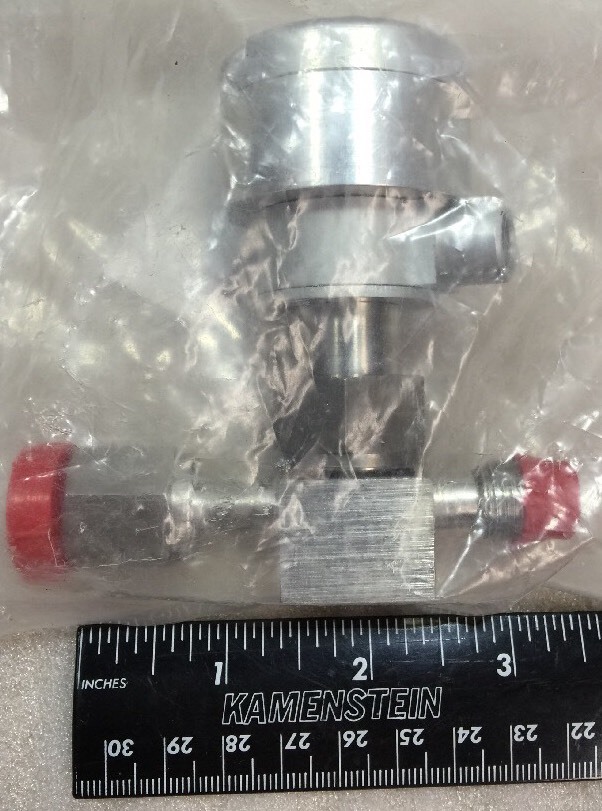 Swagelok Bellow Valve 1/4″ VCR x FVCR, SS-4BK-TW-1C, Shipsameday BB#1