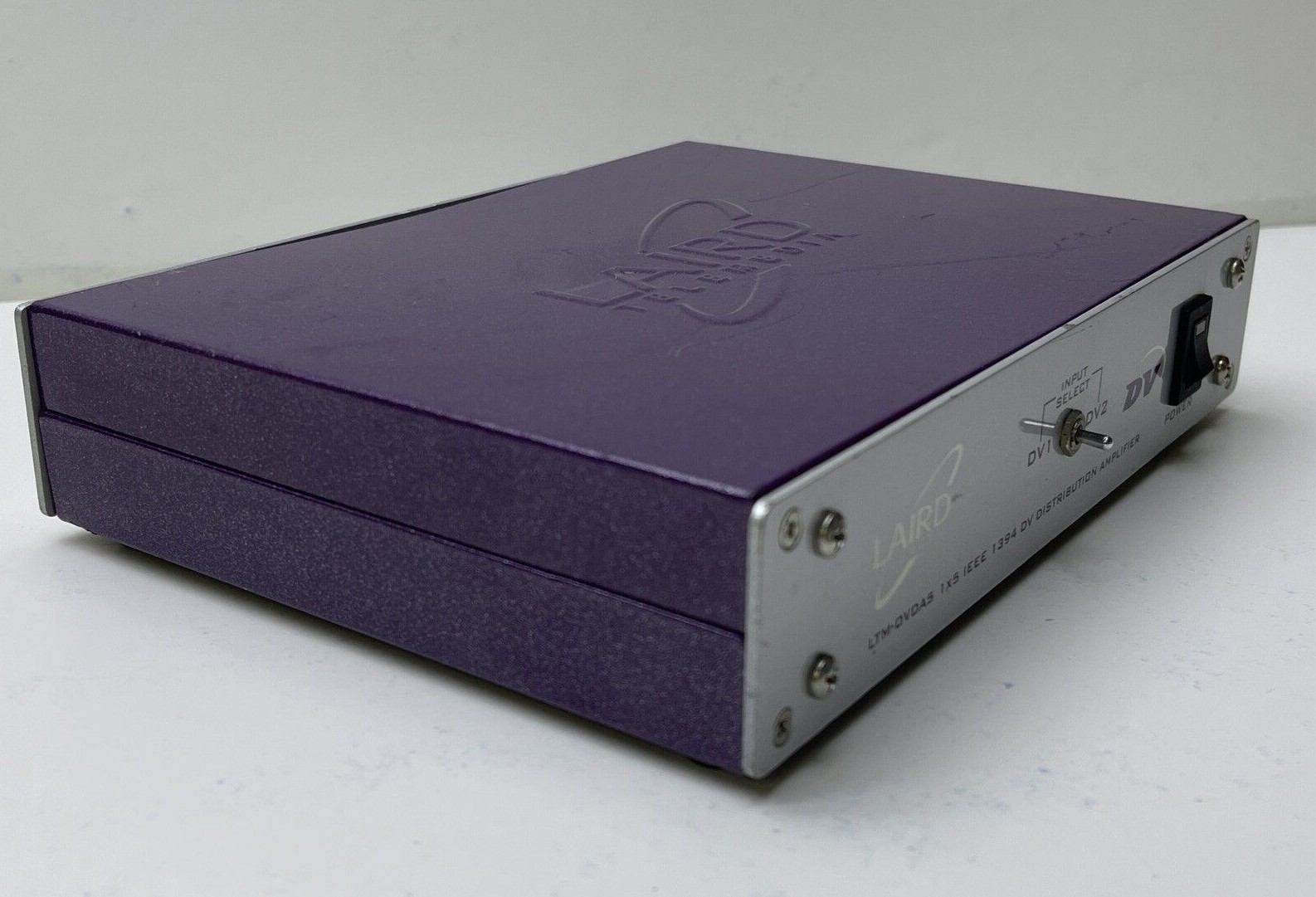 LAIRD TELEMEDIA LTM-DVDA5 1X5 IEEE 1394 DV DISTRIBUTION AMPLIFIER