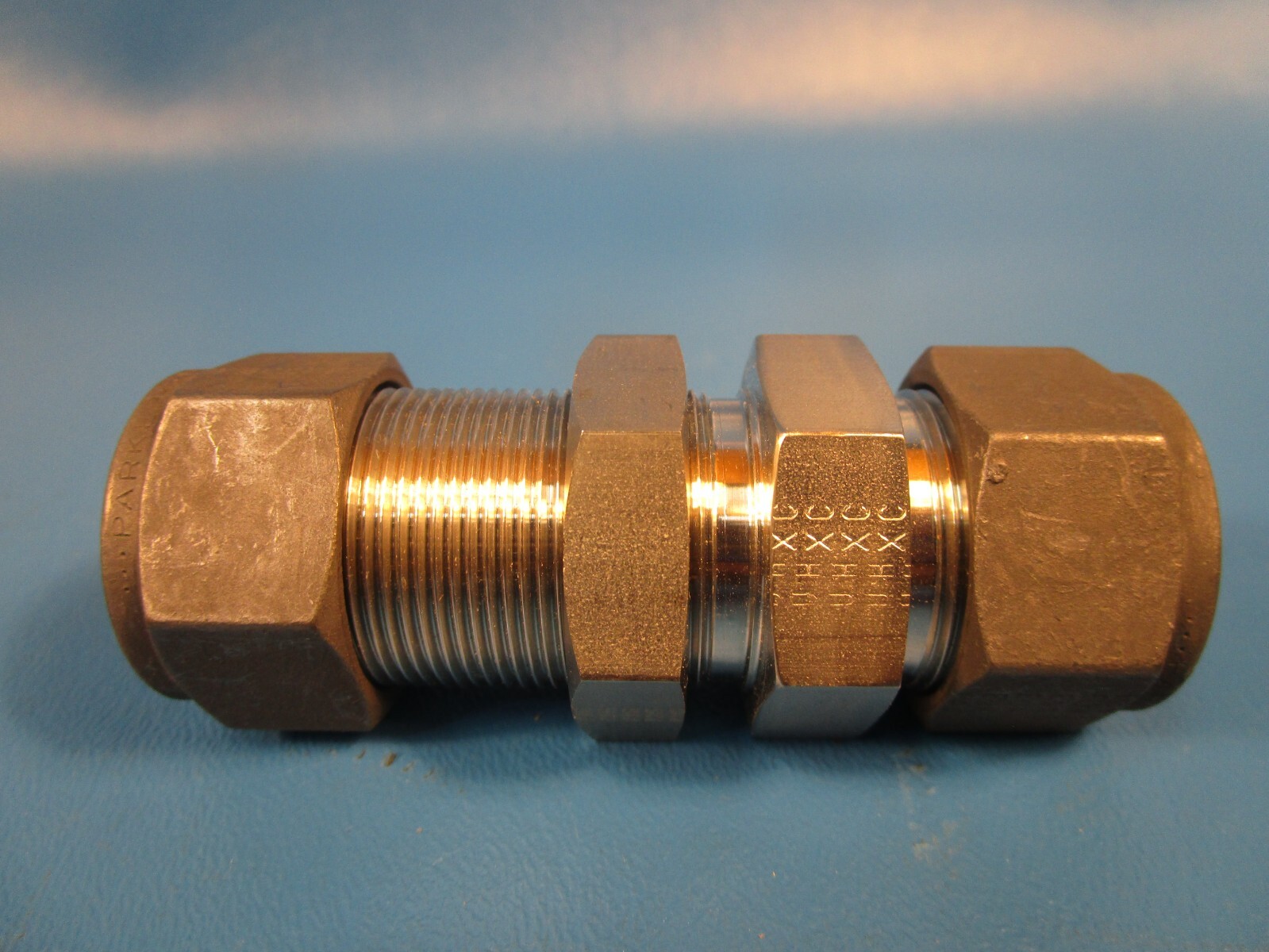 BOX OF 3 Parker 12-12-WBZ-SS-CNQ, Union, Tubing QA1, Bulkhead 3/4″ S-Steel