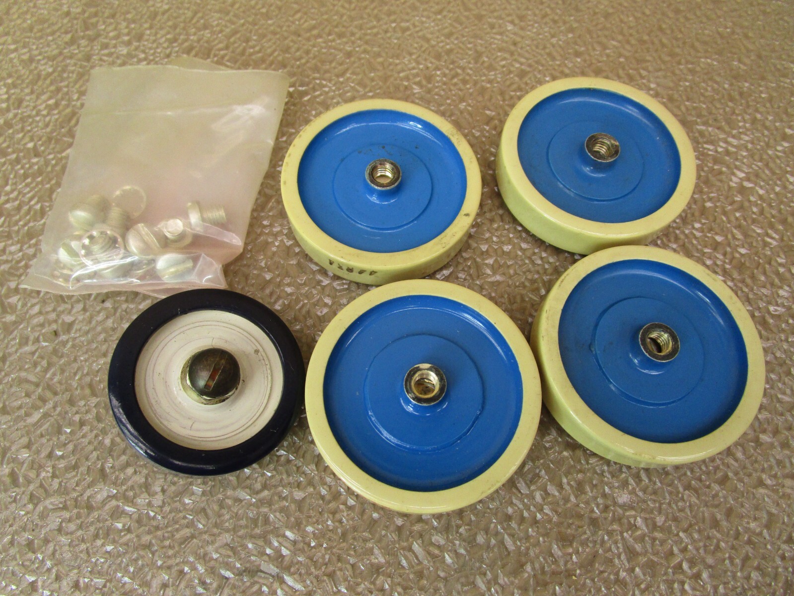 New Open Box Mixed Lot of 5 Pieces Ceramic Doorknob Capacitors 02-CP-5 51799HM