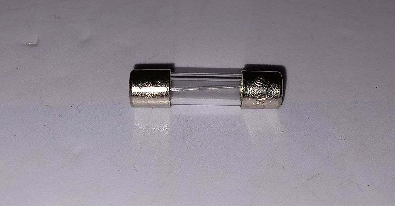 Wickmann-Werke M 1A Miniature Fuses 250Vac 5x20mm 507-0540 (Lot of 10 pcs)