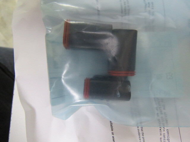 Deutsch DT06-4S-E004 Qty of 20 per Lot DT06-4S Plug Assembly