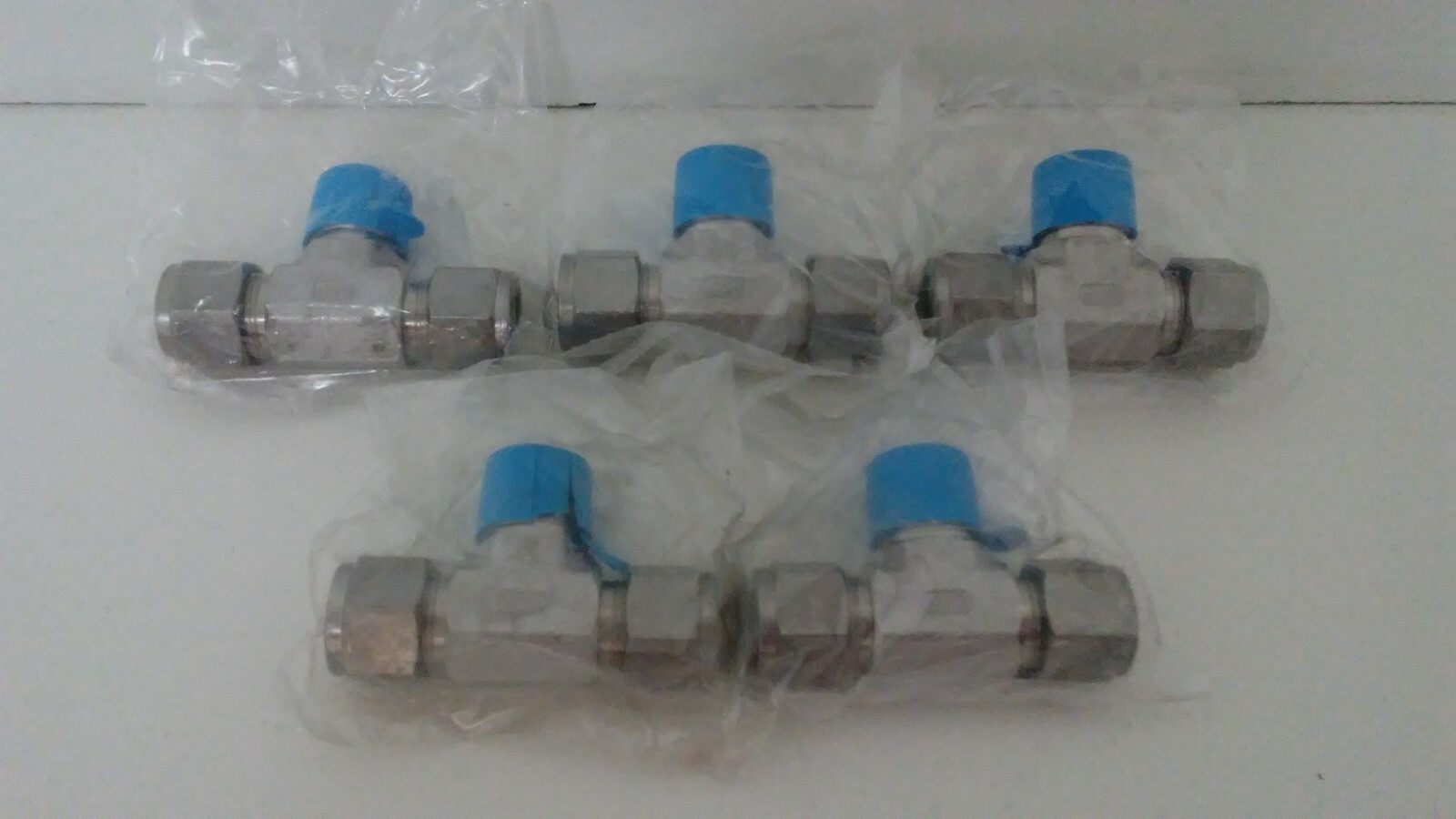 LOT OF (5) NEW OLD STOCK! SSP 1/2″TUBEX1/2″MNPT SS UNION TEES ISSD8MBT8