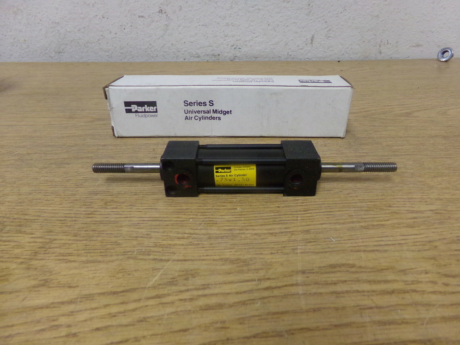 NEW Parker Series S Universal Midget Air Cylinder KUS .75×1.50 *FREE SHIPPING*